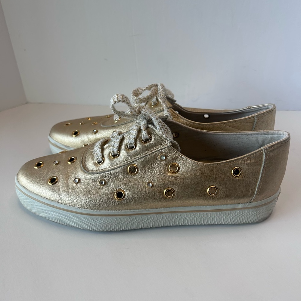 Stuart Weitzman gold leather sneakers 7.5 N
